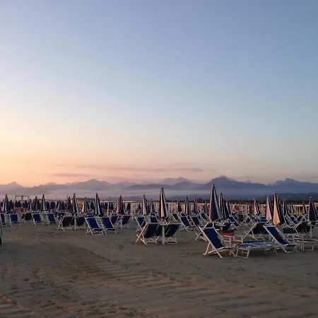 Σαλέ Mobile / - Paradiso Toscane Βιαρέτζιο