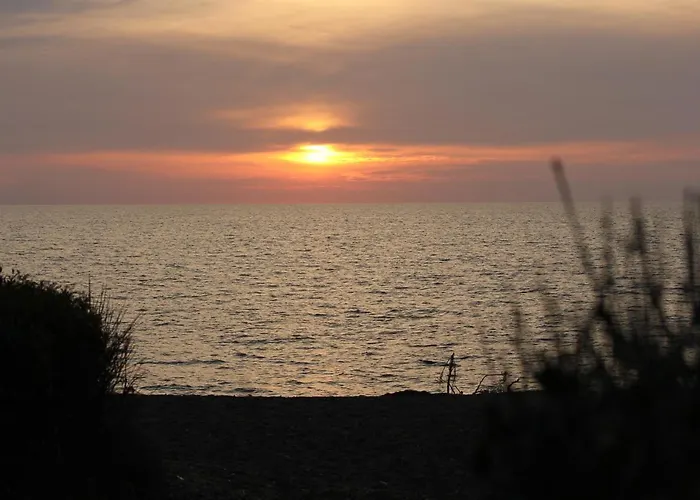 Mobile / - Paradiso Toscane Viareggio